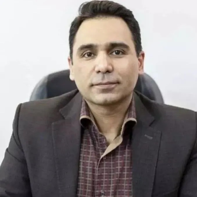 آقای برزگر